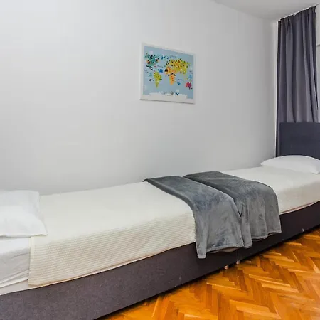 Modern In Zára